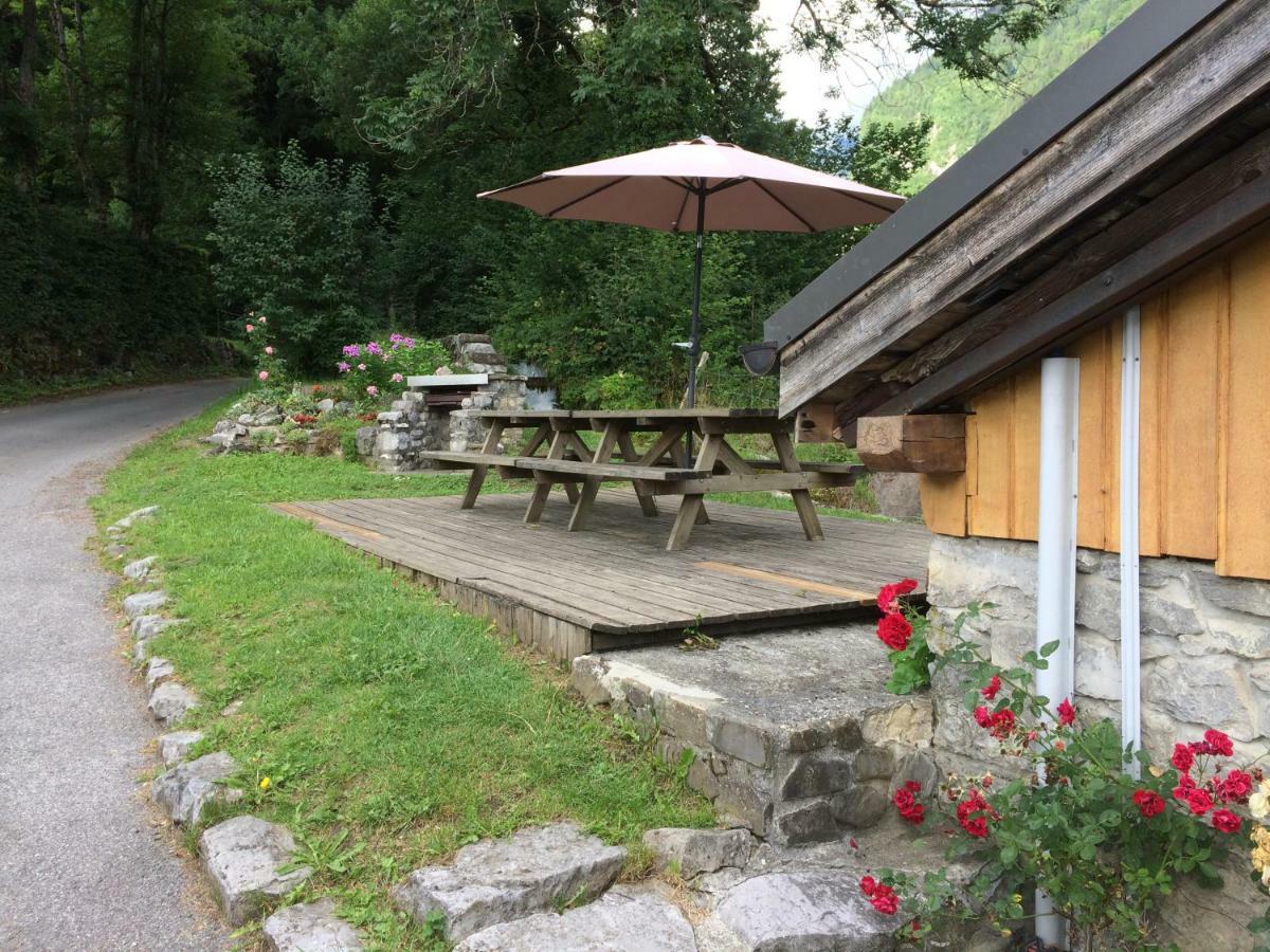 Gite Des Moulins Samoëns Esterno foto